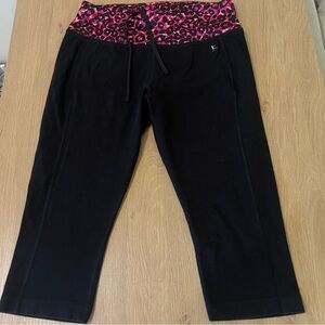 Low waist y2k leopard print pink Capris